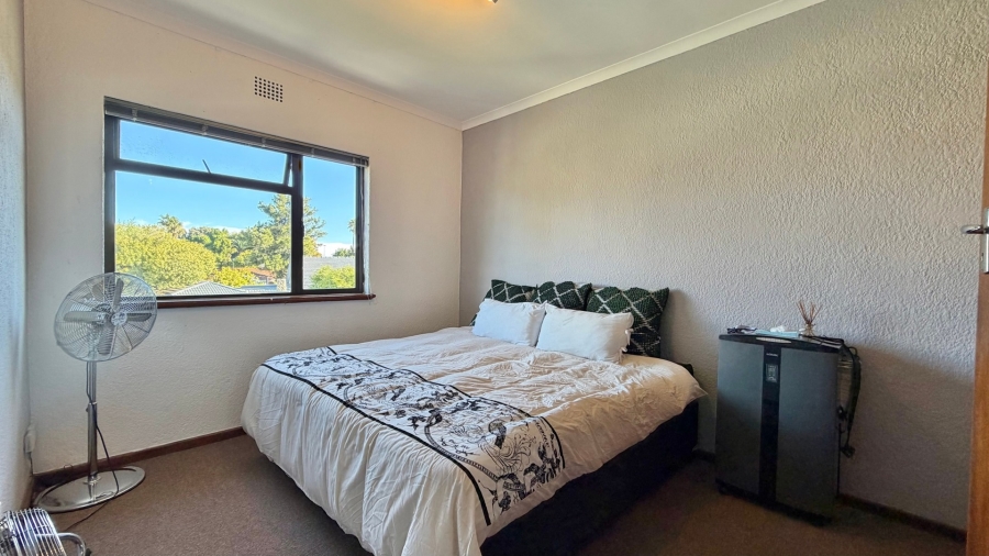 To Let 3 Bedroom Property for Rent in Longdown Western Cape